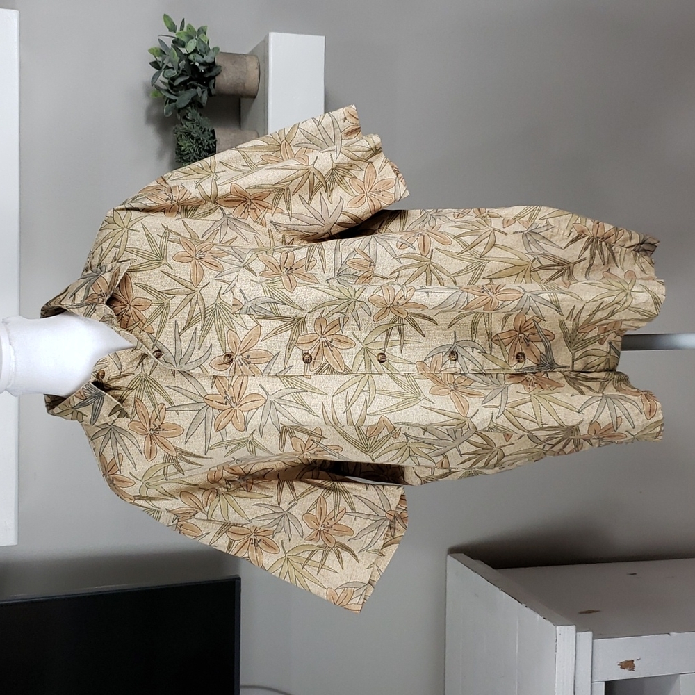 Vintage Pendleton Short Sleeve Leaf Pattern Button Down Shirt